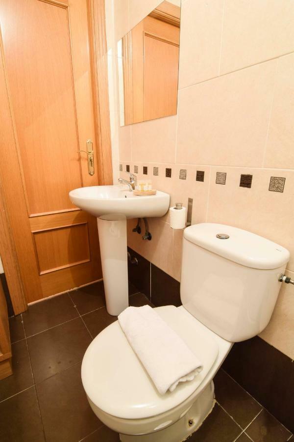 Letmalaga Gisela Apartment Екстериор снимка